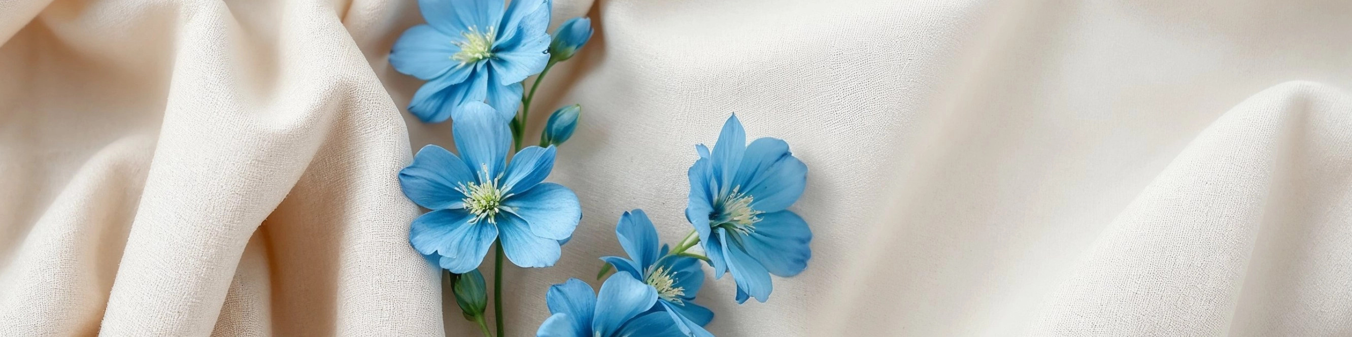 Лляна тканина у MIRONOVA ART — ритм, стабільність, рівновага