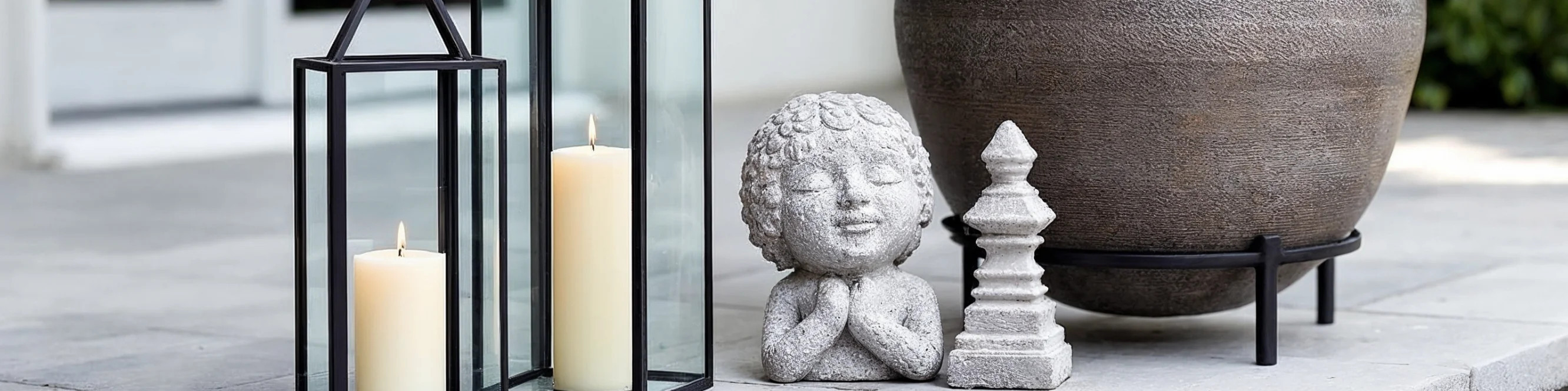 Outdoor decor at MIRONOVA ART: durable and elegant solutions.