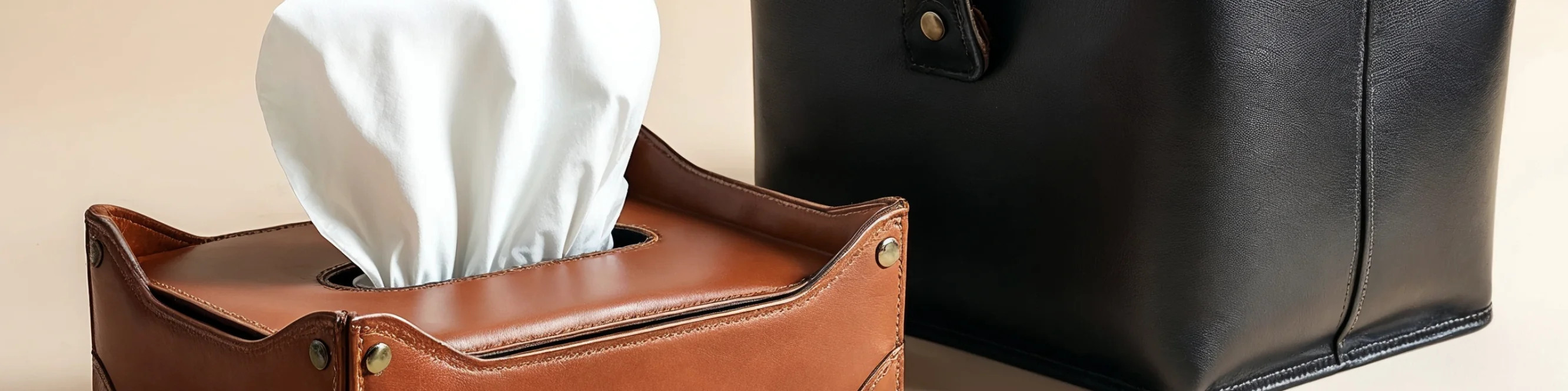 Декор із шкіри в MIRONOVA ART: натуральні фактури в інтер’єрі.