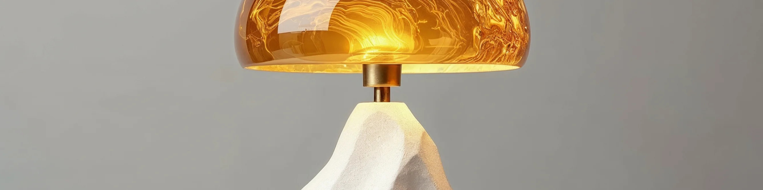 Оригінальні світильники з нетипових матеріалів | MIRONOVA ART